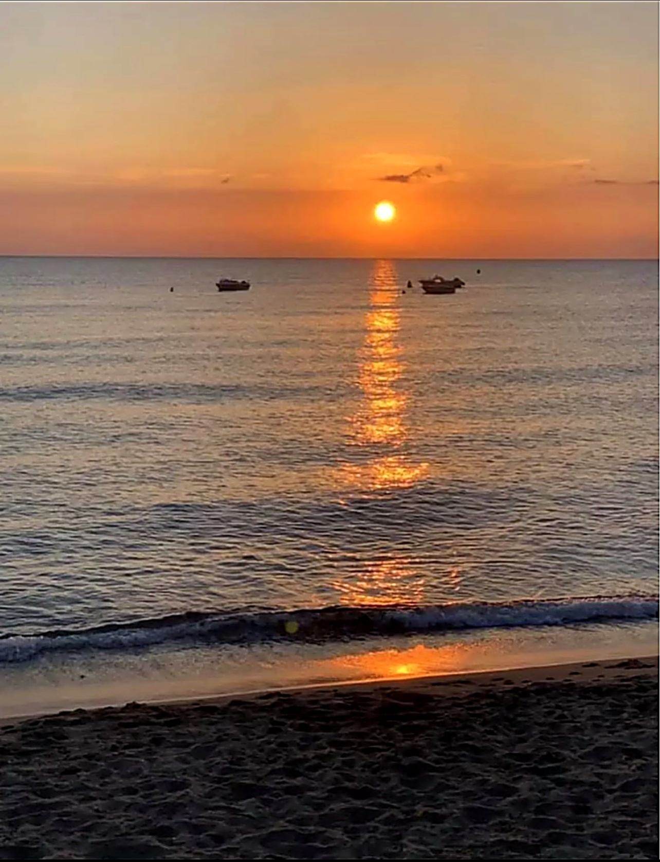Lever de soleil sur la mer à la Marana, 6h40